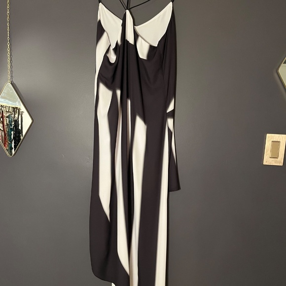 Bardot - Striking Black & White Asymmetrical Slip Dress - Size M - Picture 4 of 5
